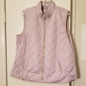 Lightweight quilted vest